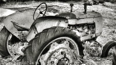 Double parked, Little Ford, Sunnyridge Farm, Kirriemuir, AB, 2026-04-04
